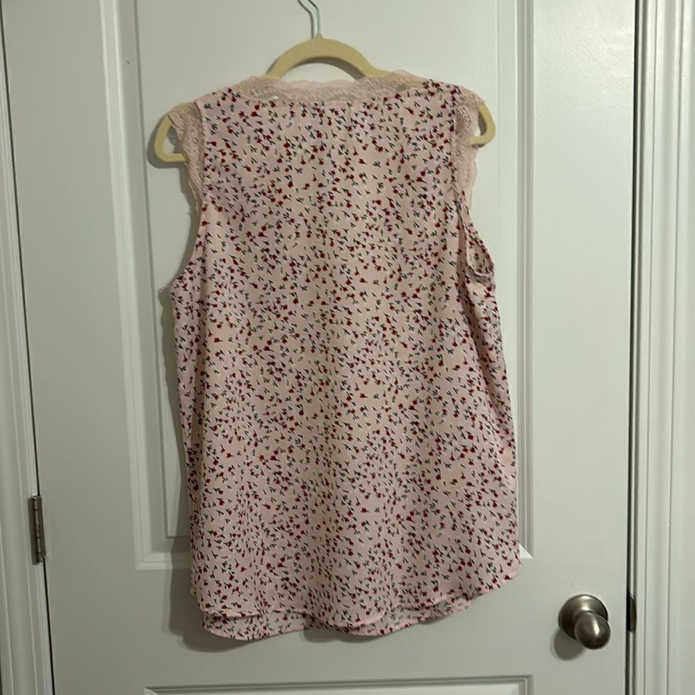 Pink Floral Tank - Picture 3 of 3